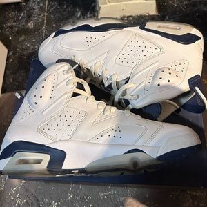 Air Jordan Retro 6s Midnight Navy